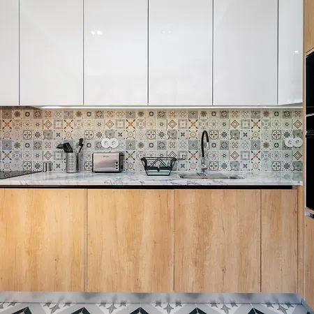 Apartamento Whome | Great Location & Large Family W/patio *