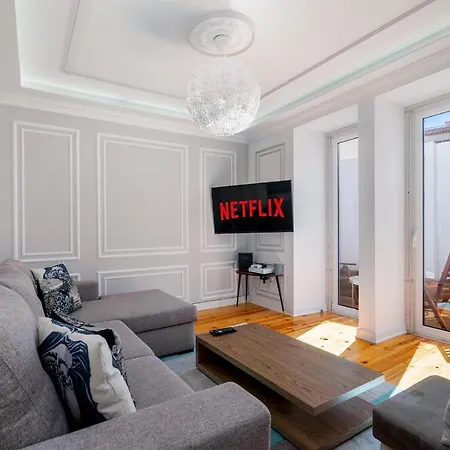 דירה Whome | Great Location & Large Family W/patio ליסבון