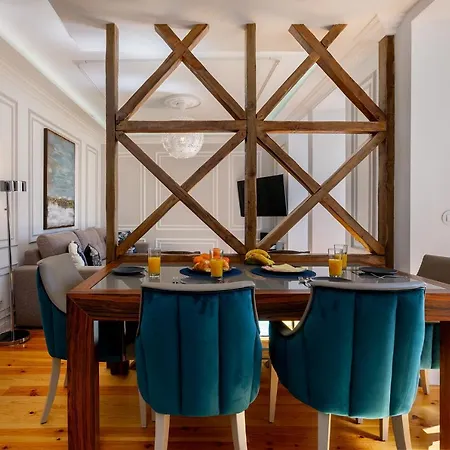 Whome | Great Location & Large Family W/patio דירה